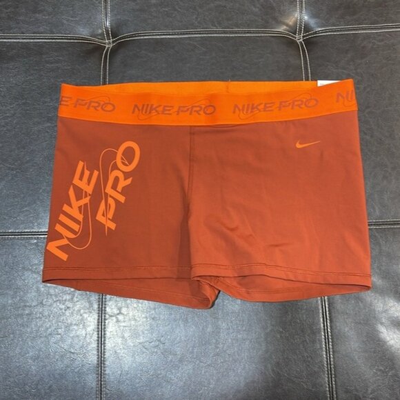 Nike Pro Dri Fit Mid-Rise 3in GRX Short - Picture 4 of 8